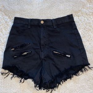 High waisted Fashion Nova shorts with 3 faux zippers in the front! Never worn!